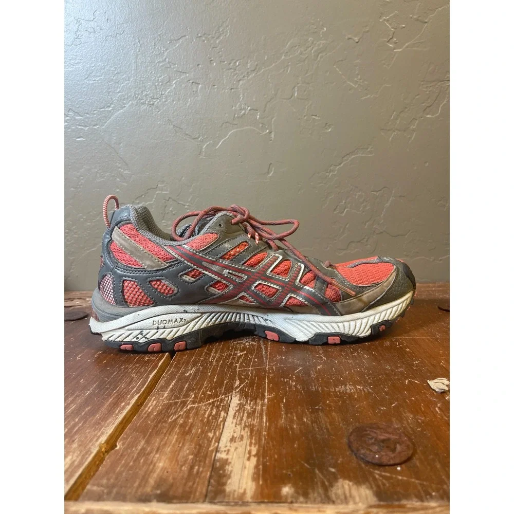 Asics Gel Trabuco Trail Running Shoes Gore Tex Womens 9.5 Pink Sneakers Comfort